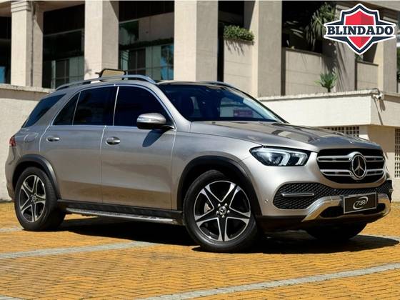 MERCEDES-BENZ GLE 400d 3.0 V6 DIESEL 4MATIC 9G-TRONIC MERCEDES-BENZ GLE 400d 3.0 V6 DIESEL 4MATIC 9G-TRONIC
